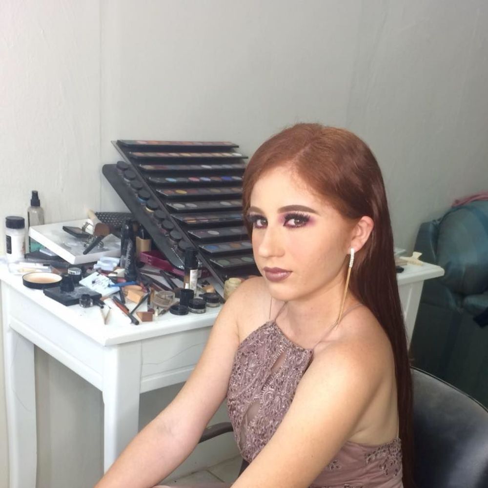 Meet your Posher, Alexandra